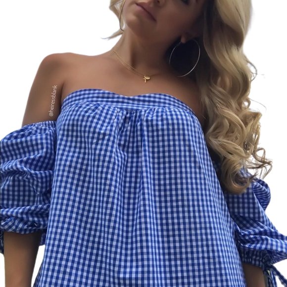 1M LEFT! Blue checkered off shoulder top - Picture 4 of 9